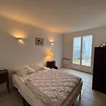 La De La Digue