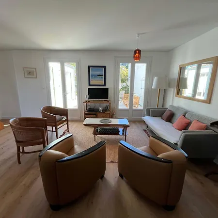La De La Digue Holiday home